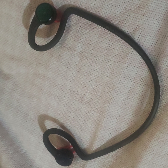 headphones - Picture 2 of 4